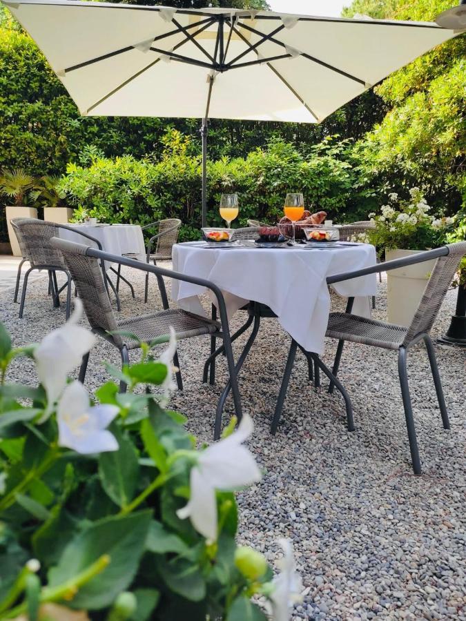 Hotel B&B Des Bains Milano Marittima Exteriör bild