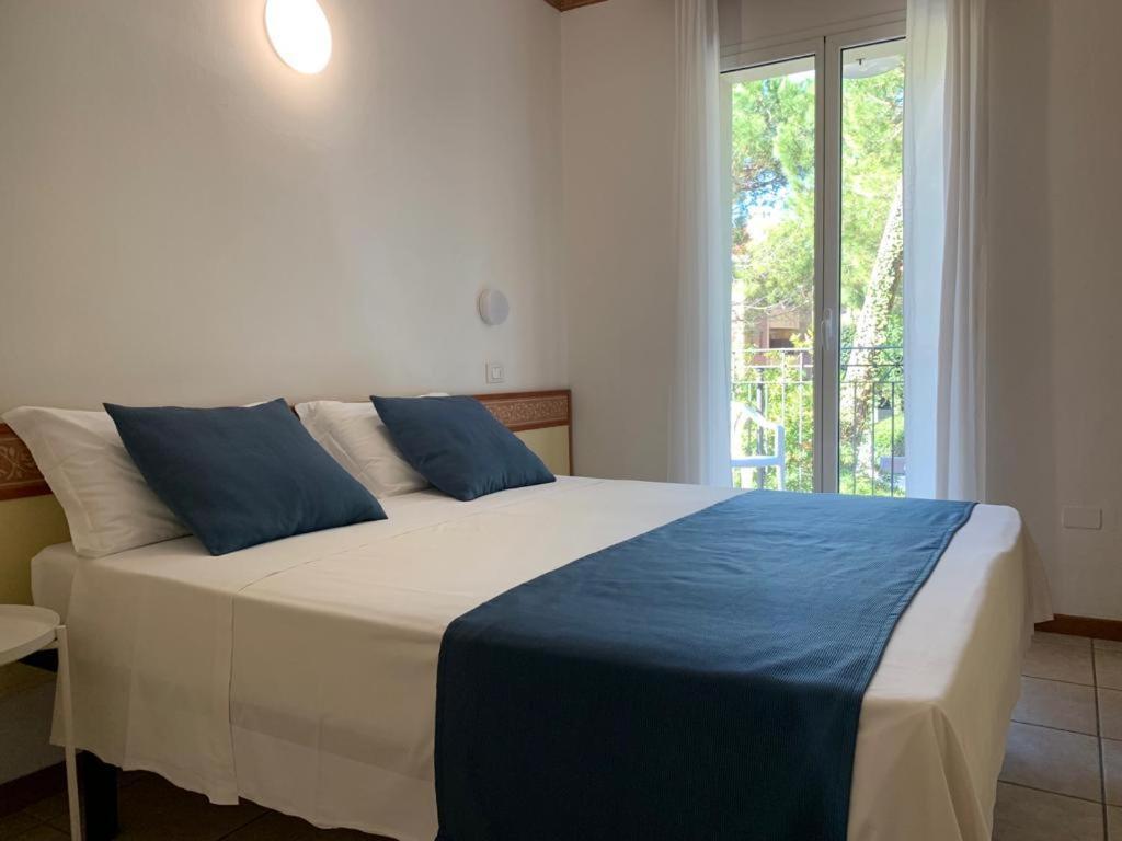 Hotel B&B Des Bains Milano Marittima Exteriör bild
