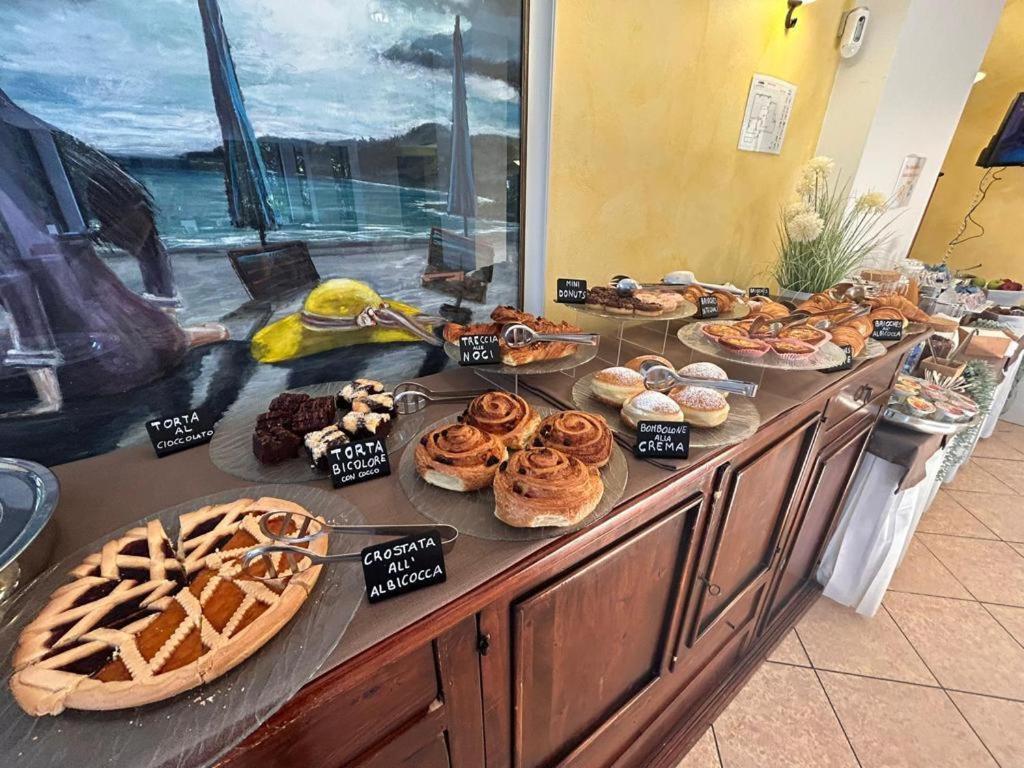 Hotel B&B Des Bains Milano Marittima Exteriör bild